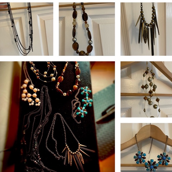 SOLD Bundle of assorted accent statement necklaces - Picture 1 of 16
